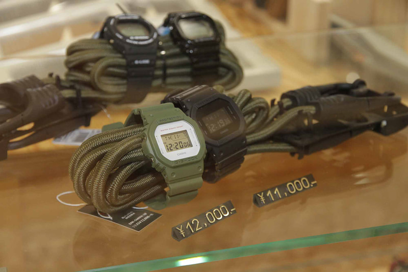 アウトドアレジャーでも便利な運搬、収納、保管といった実用的なアイテムも豊富に取りそろえ、JACK＆MARIEブランドでコーディネート