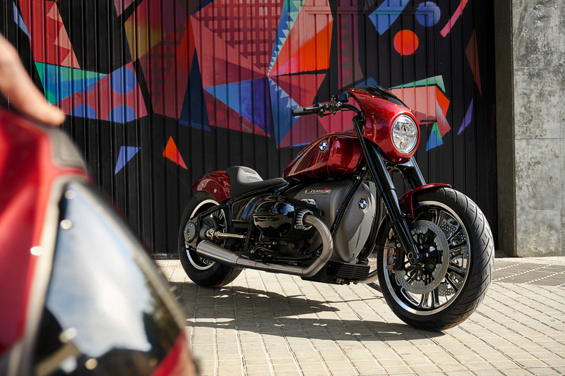 ボクサーエンジンを搭載するカスタムクルーザー「BMW Motorrad Concept R 18/2」も出展される