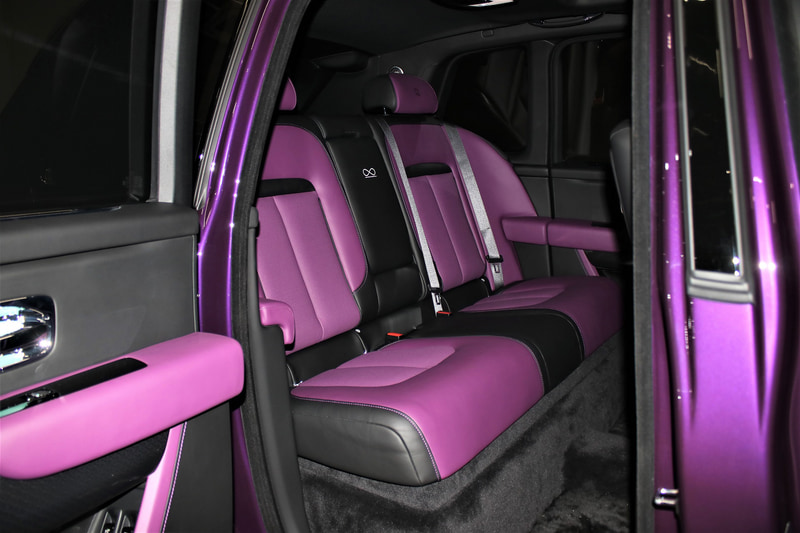 カリナン ブラック・バッジのインテリア