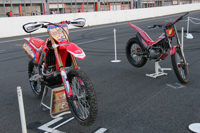 パルクフェルメウォークの展示車両