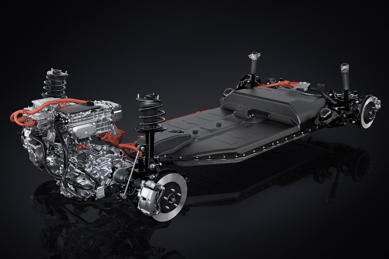 UX300eでは150kW、300Nmを発生する「4KM」型モーターを採用