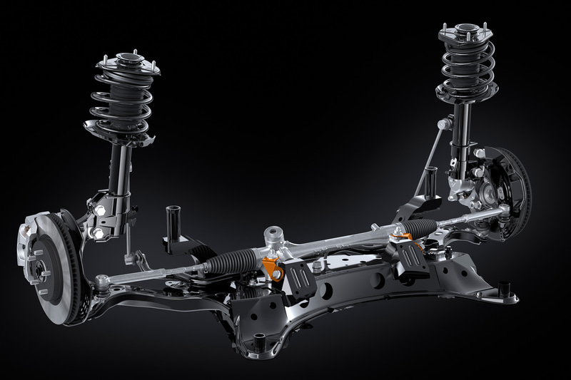 フロントサスペンションに補強のブレースを追加。このほかにもEV化を受けて細部に渡るチューニングを実施している