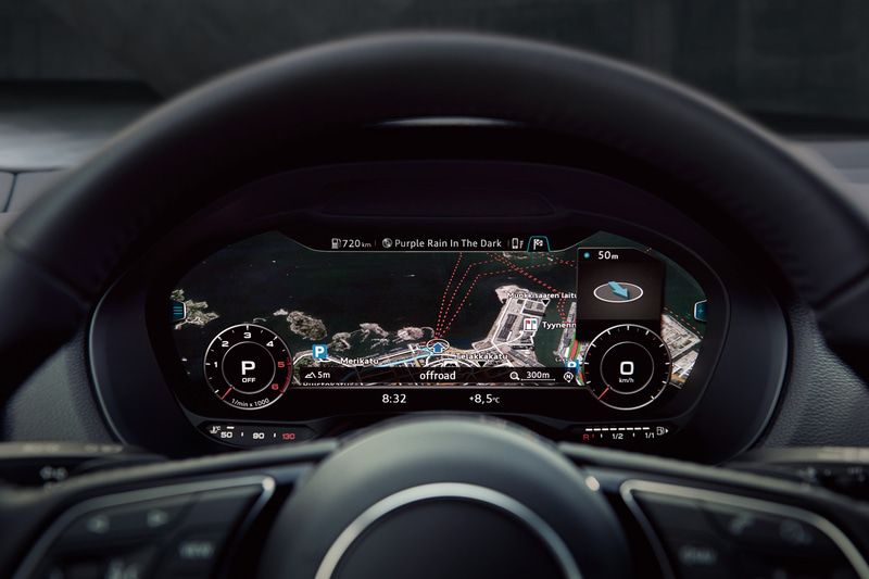 「ナビゲーションパッケージ」「バーチャルコックピット」といったアイテムを装備