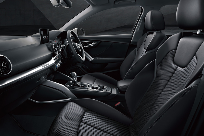 「ナビゲーションパッケージ」「バーチャルコックピット」といったアイテムを装備