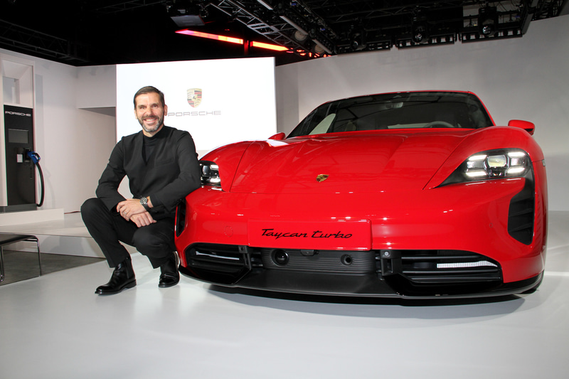 ポルシェジャパン株式会社 代表取締役社長 ミヒャエル・キルシュ氏と新型「タイカン」