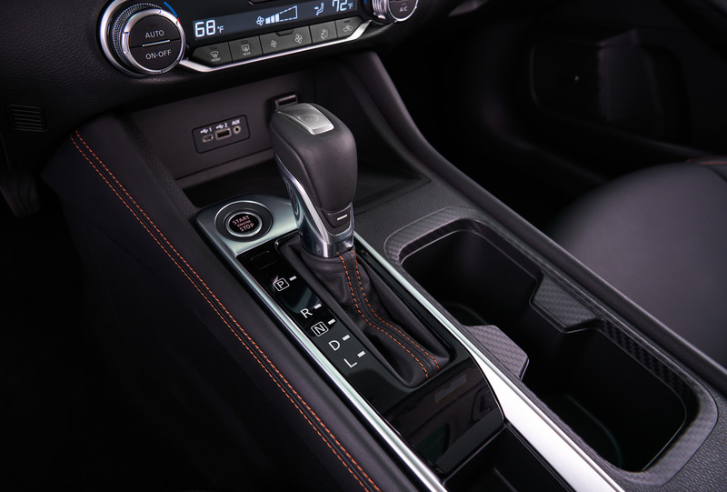 新型セントラのインテリア