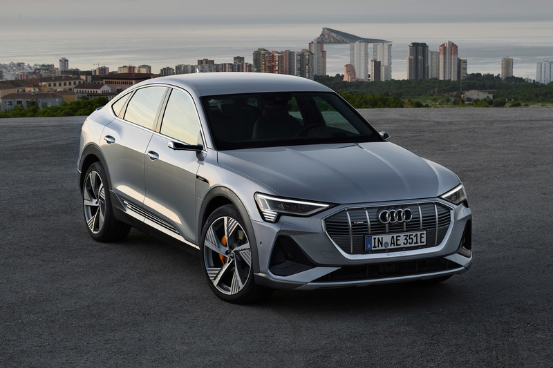 2020年春から欧州市場に投入予定の新型EV（電気自動車）「e-tron Sportback」