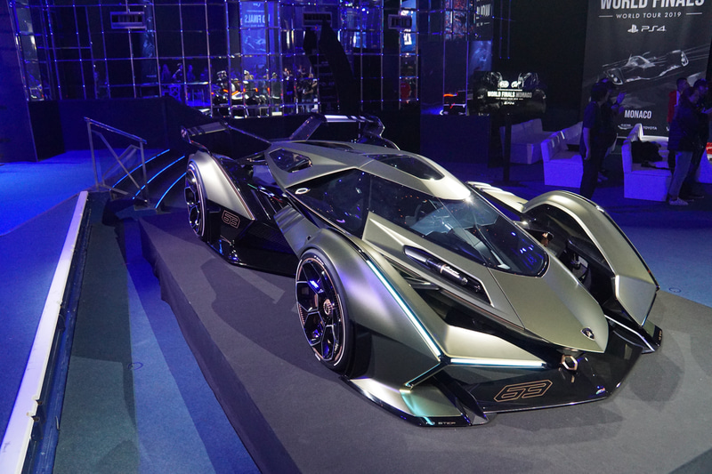 ランボ V12 ビジョン グランツーリスモ