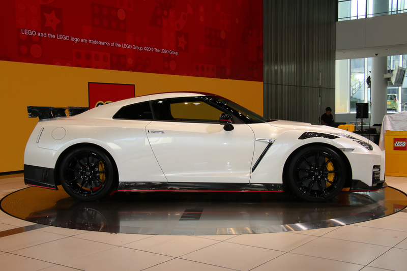 GT-R NISMO 2020年モデル。ボディサイズは4690×1895×1370mm（全長×全幅×全高）、ホイールベースは2780mm。車両重量は1720kg