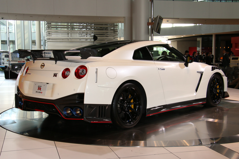 GT-R NISMO 2020年モデル。ボディサイズは4690×1895×1370mm（全長×全幅×全高）、ホイールベースは2780mm。車両重量は1720kg