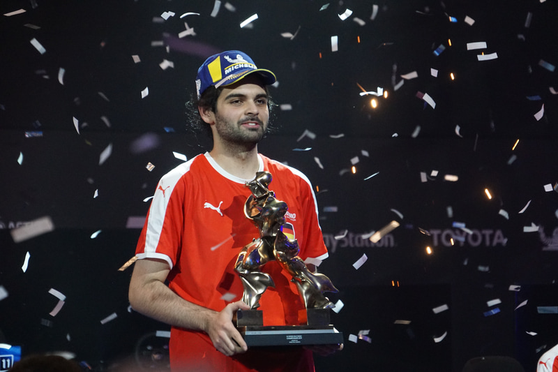 2019シリーズ ネイションズカップ チャンピオンを獲得したドイツ代表のミカエル・ヒザル選手