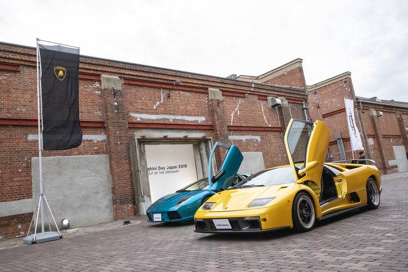 ムルシエラゴとディアブロの2ショット