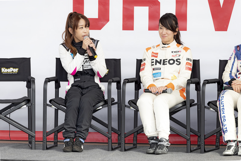 トークでは「最終戦に臨む意気込み」「将来どんなドライバーになりたいか」といった質問に各ドライバーが答えていく