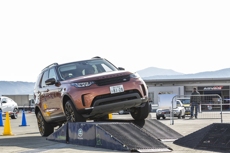 ランドローバーの走破性体験試乗