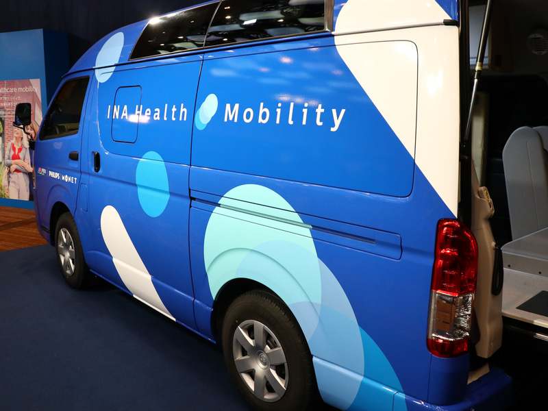 ブルーをベースにしたボディカラー