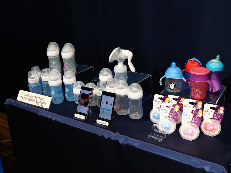 発表会場ではフィリップスの製品が展示された