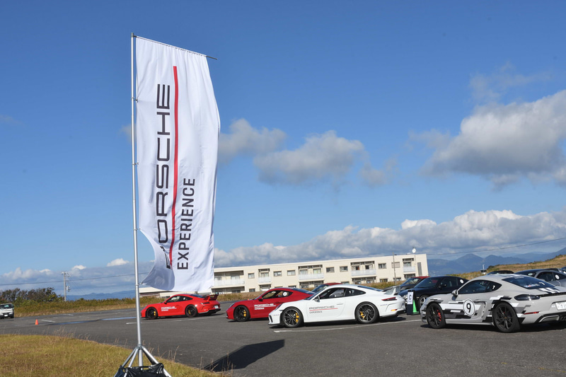 11月23日に南紀白浜空港 旧滑走路で「PTE（ポルシェ トラック エクスペリエンス）」が開催。プログラムはレベル1となる「Precision」だった