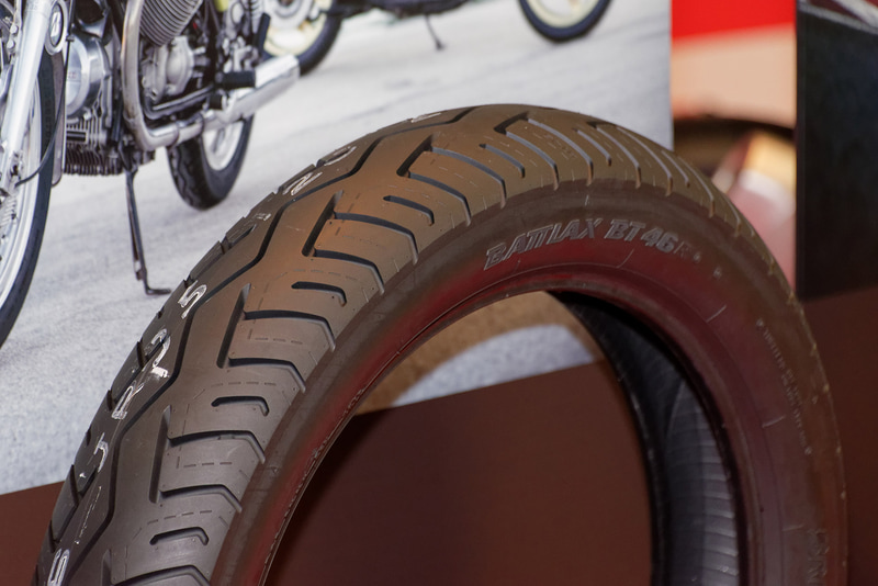 トレッドパターンはBT45を踏襲