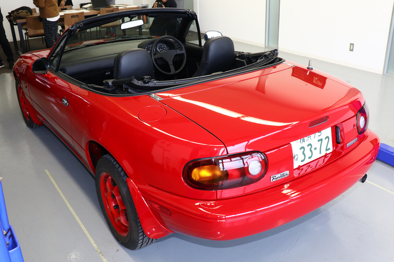 テールレンズなどパーツも新しくしている