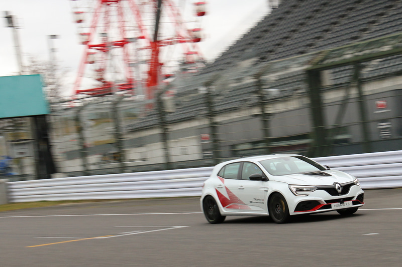 ウルゴン氏を超える2分25秒656のラップタイムを記録