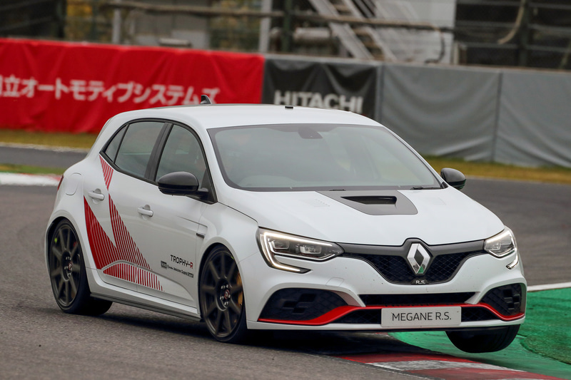 3回目のタイムアタックで、ウルゴン氏が最速タイムとなる2分25秒454をマークした