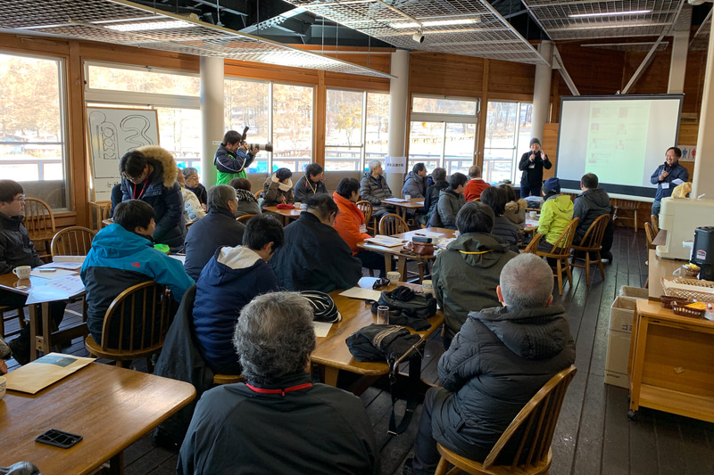 「2020 iceGUARD 6 ＆ PROSPEC Winter Driving Park」ではマイカーで楽しみながら低ミュー路でのドライビングスキルを磨くことができる