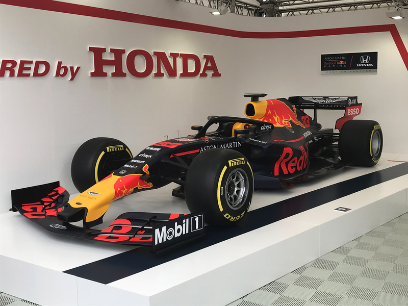 GPスクエアにはF1マシンが展示されていた。今年はレッドブル