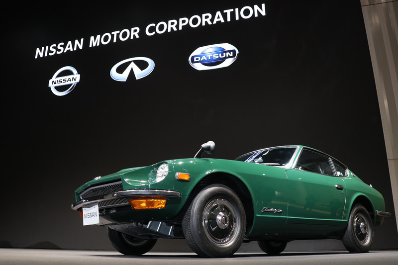 「フェアレディ Z 240Z」