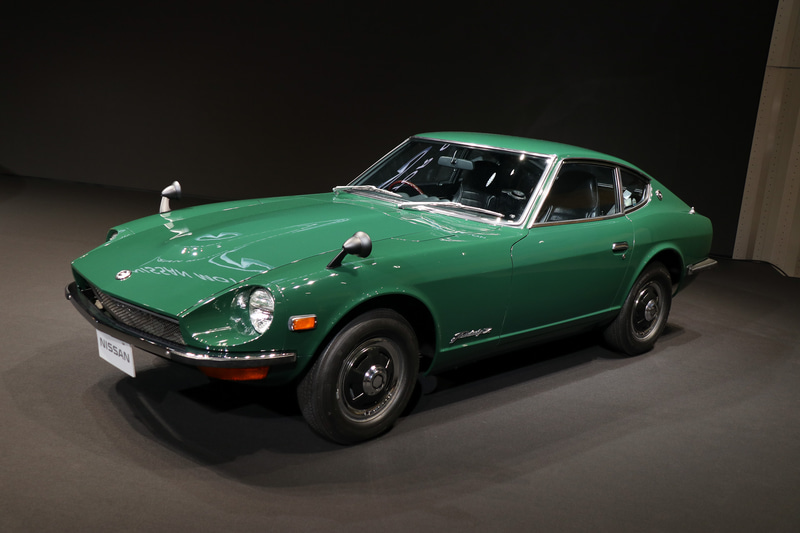 「フェアレディ Z 240Z」