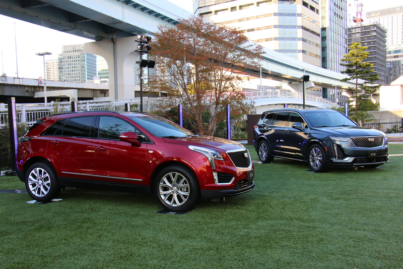 XT5（左）とXT6（右）