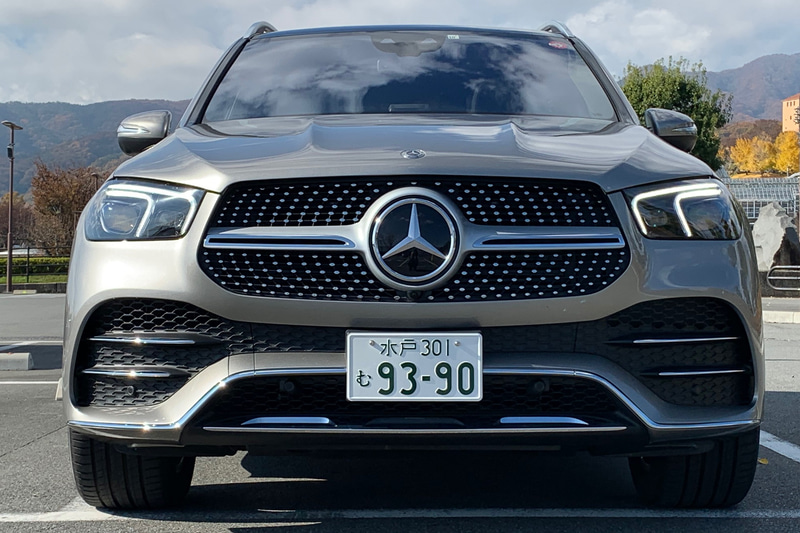 メルセデス・ベンツの「GLE」。全幅2mを超える堂々たるSUV