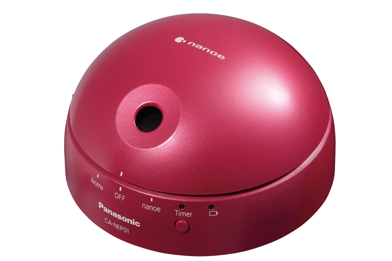 パナソニック 車載ナノイー発生機。写真左からウッディベージュ、コスメティックピンク、スタイリッシュネイビー
