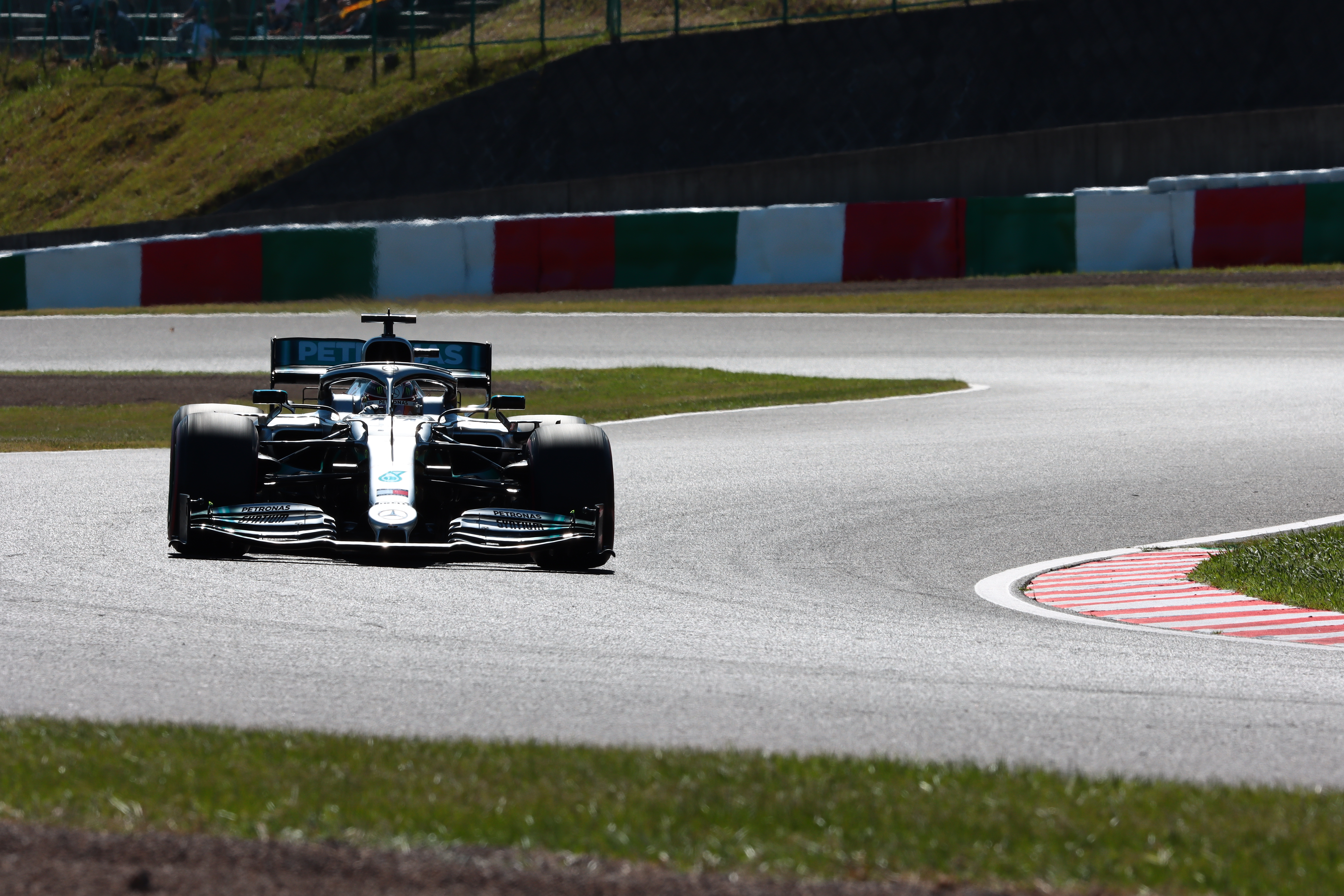 EF300mm f/2.8L IS II USM　ISO 100　F10　1/400秒