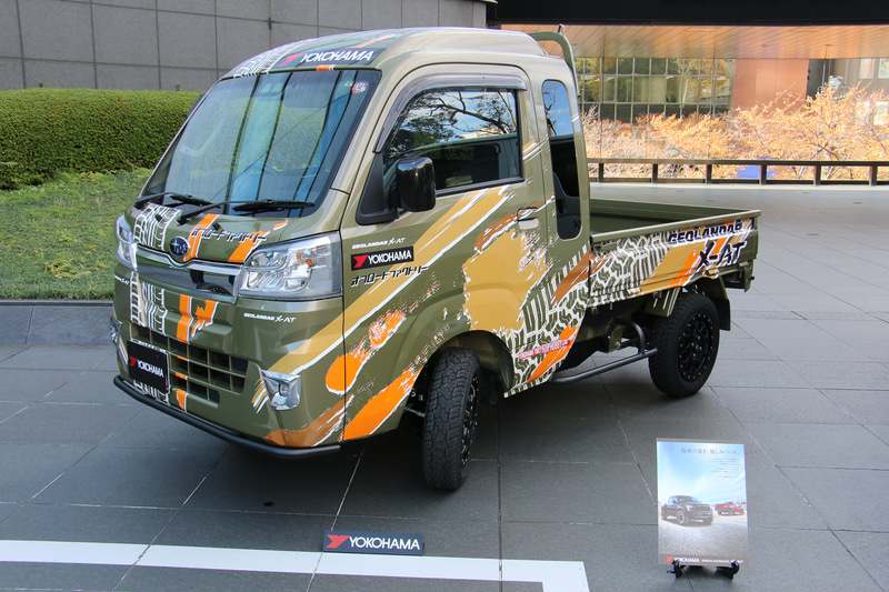 GEOLANDAR X-ATはスバル「サンバー トラック グランドキャブ」に装着して展示