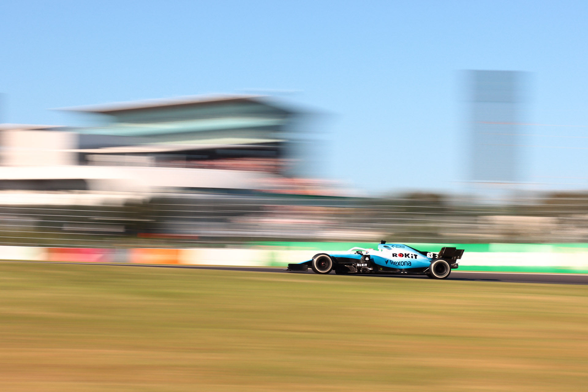 焦点距離58mm、シャッター速度1/30秒で撮影