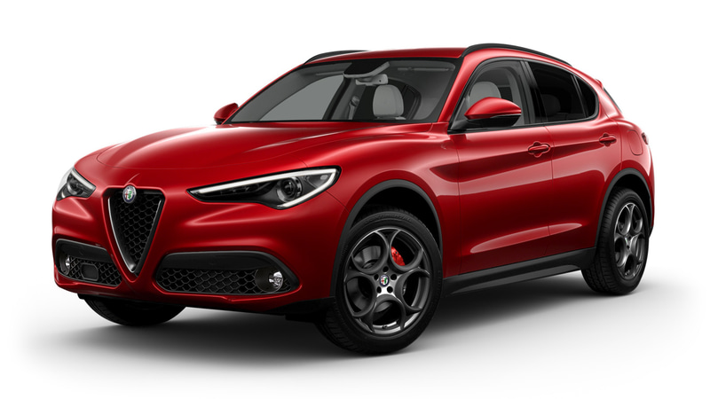 ブラックルーフレールを追加するとともにウィンドウモールディングもクロームタイプからブラックへ変更された