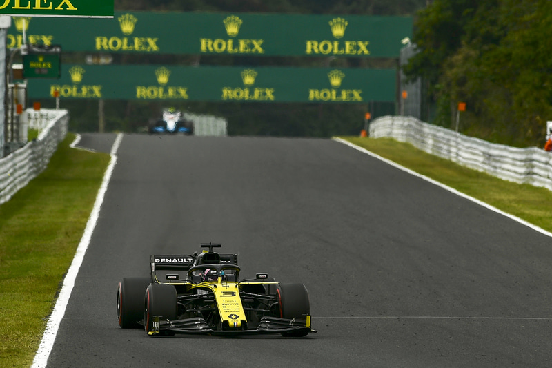 ルノーのニコ・ヒュルケンベルグ（左）とダニエル・リカルド