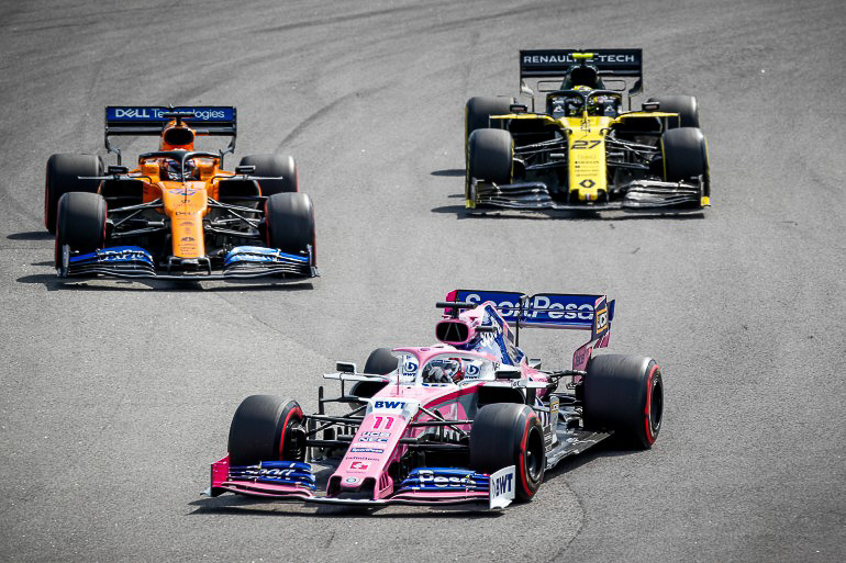 ゼッケン11はフォースインディアのセルジオ・ペレス