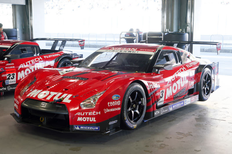 MOTUL AUTECH GT-R（2013 SUPER GT）