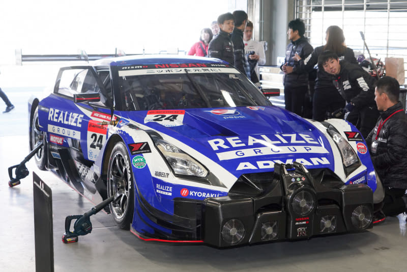 REALIZE Corporation ADVAN GT-R（2019 SUPER GT）