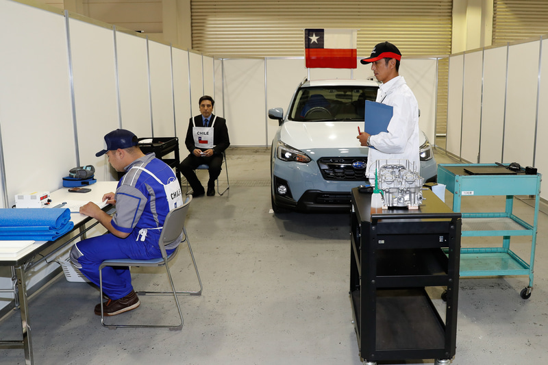 まずは課題の内容確認や工具のチェックなどを実施