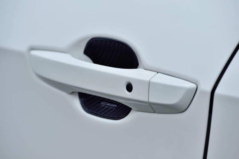 塩化ビニール製ドアハンドルプロテクター（3080円/2枚セット）