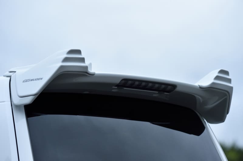 疾走感のあるアッパーウイング（未塗装4万9500円/塗装済5万2800円）