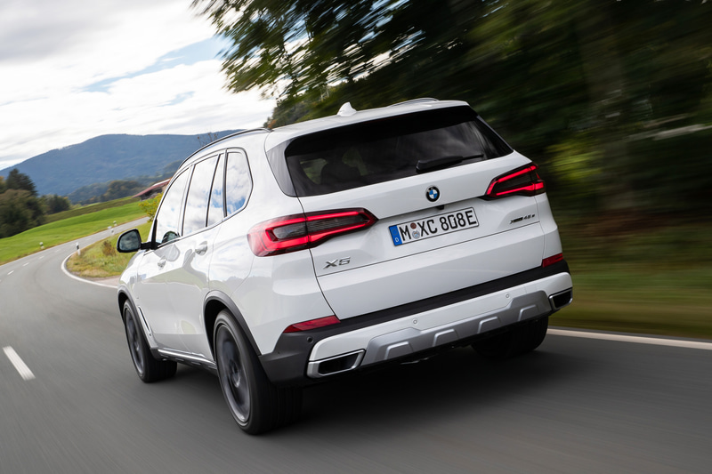 X5 xDrive45e