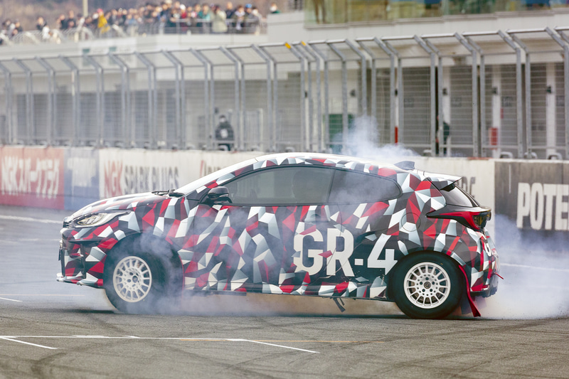 世界で初めて一般公開された「GRヤリス」。詳細は不明