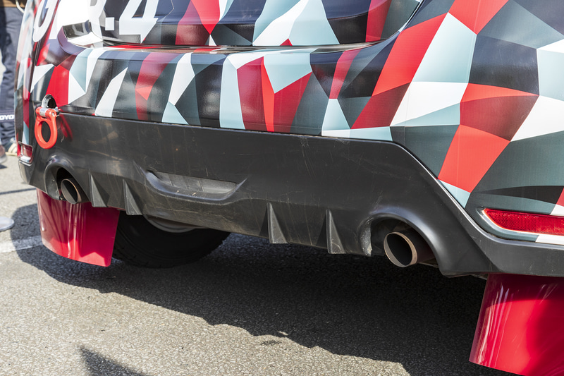 展示されたGRヤリス