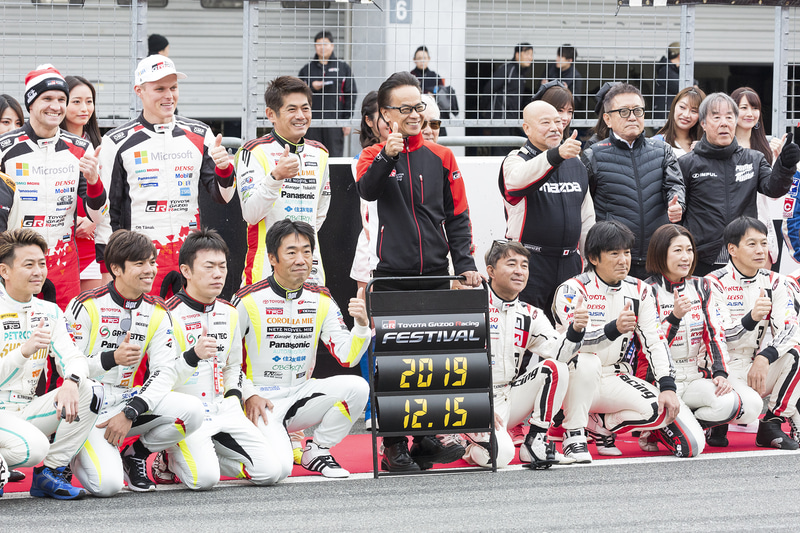 各クラスのチャンピオンが勢揃い