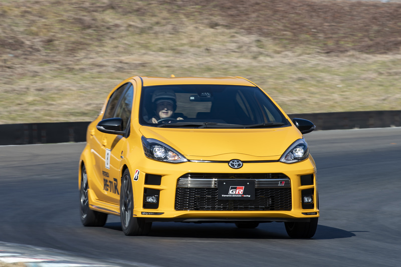 ショートサーキットを比較試乗