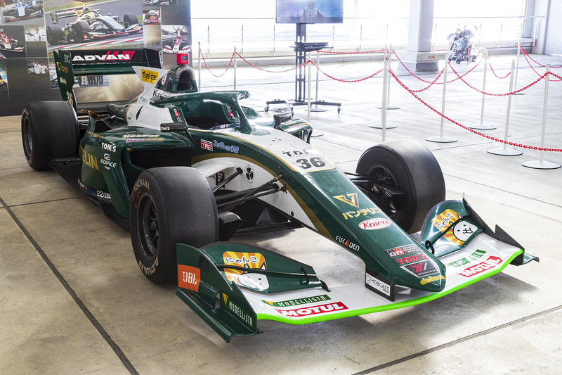 ル・マン参戦車両やWRC参戦車両の展示