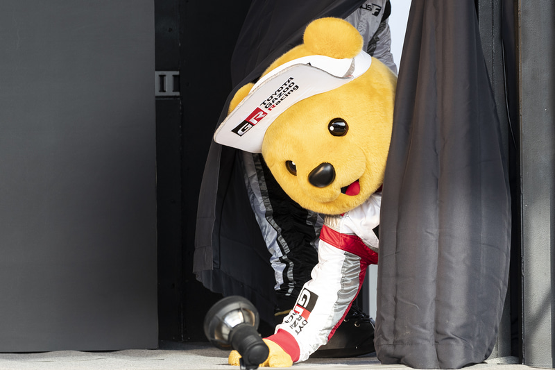 こちらは、トヨタ くま吉。TGRラリー くま吉との識別は肩の色